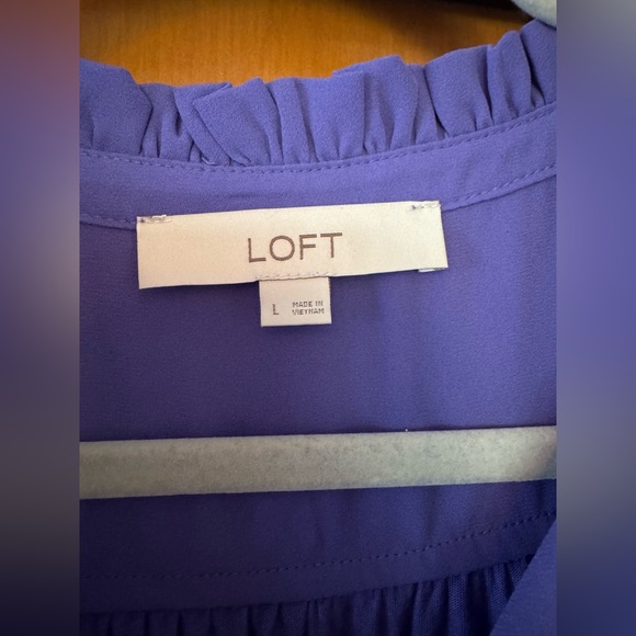LOFT Violet Ruffle Top - Picture 4 of 5